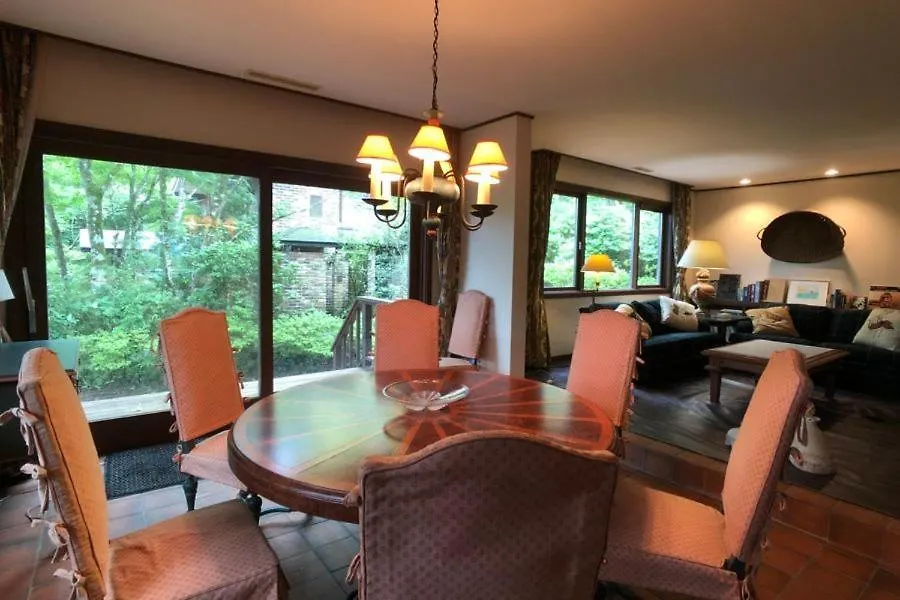 Holiday home 天井高5Mもある開放的で映画の撮影現場となった森の中の別荘-暖炉-ペット-Bbq-7名定員 Hakone